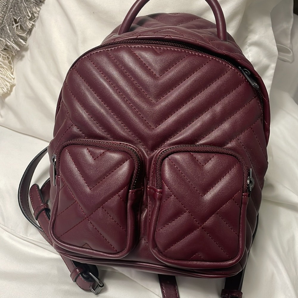 Mini Backpack - Picture 4 of 6